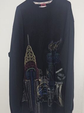 **Exclusive** Vintage Pelle Pelle - Embroidered New York Tee on Black